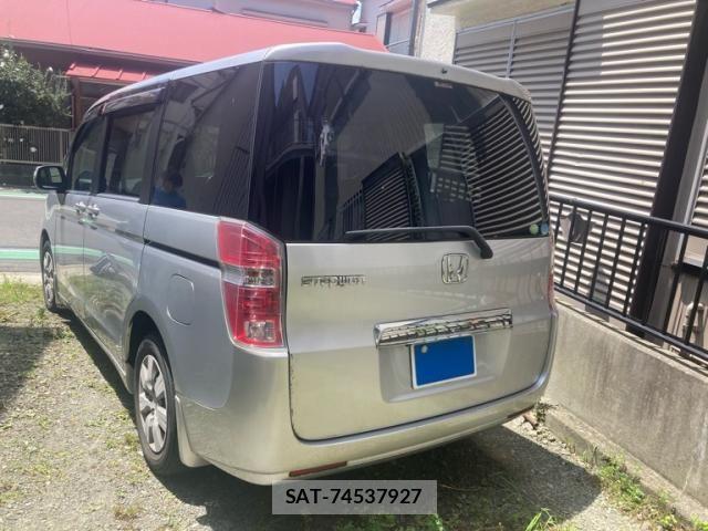 Honda e 2010-05 8317296-4
