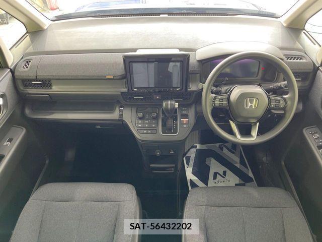 Honda e 2024-11 8317281-1