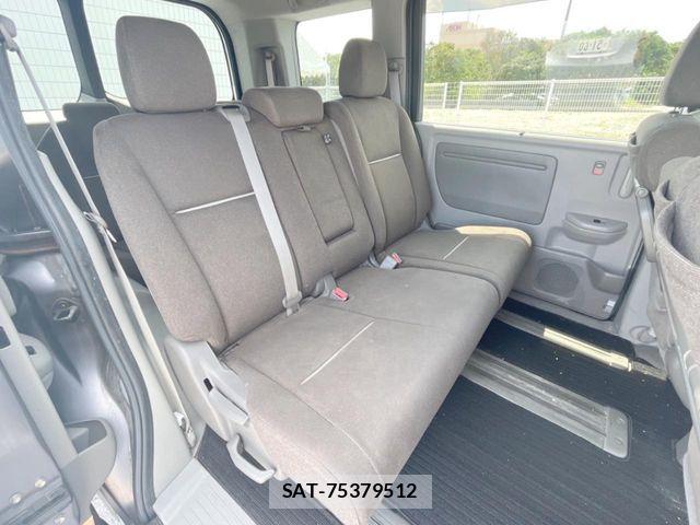 Honda e 2017-07 8317283-9