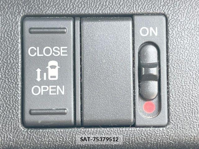 Honda e 2017-07 8317283-6