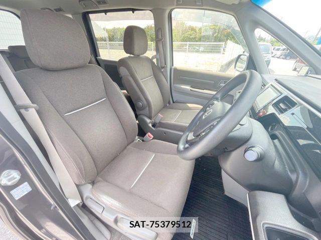 Honda e 2017-07 8317283-8