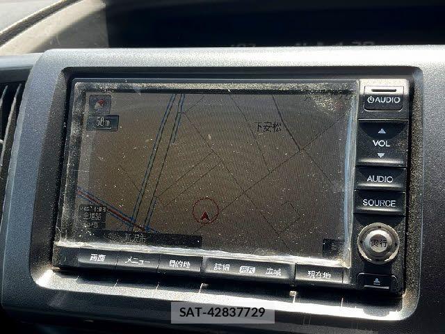 Honda e 2010-04 8317290-4