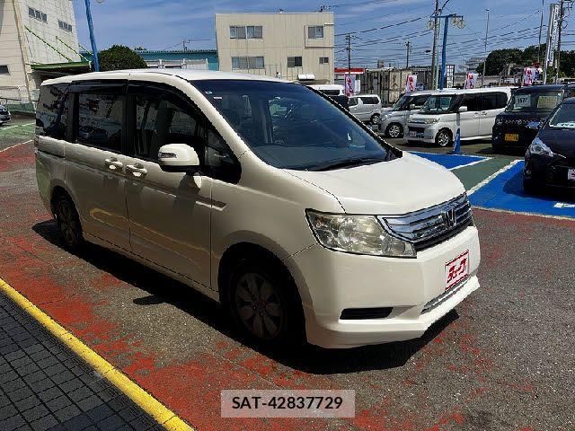 Honda e 2010-04 8317290-6