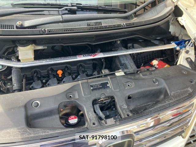 Honda e 2009-12 8317302-15