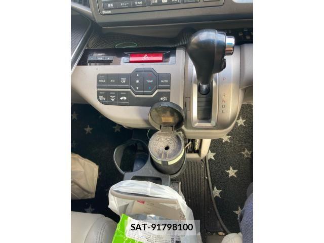 Honda e 2009-12 8317302-21