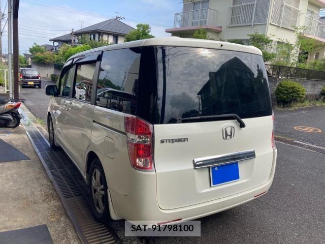 Honda e 2009-12 8317302-3