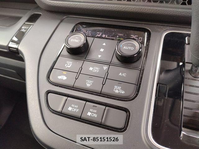 Honda e 2024-03 8317282-20
