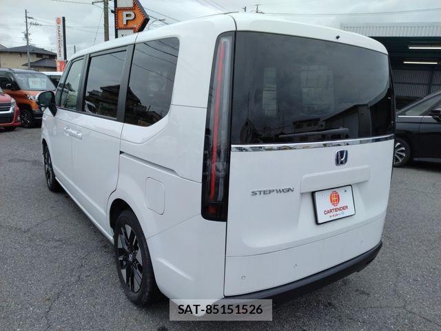 Honda e 2024-03 8317282-3
