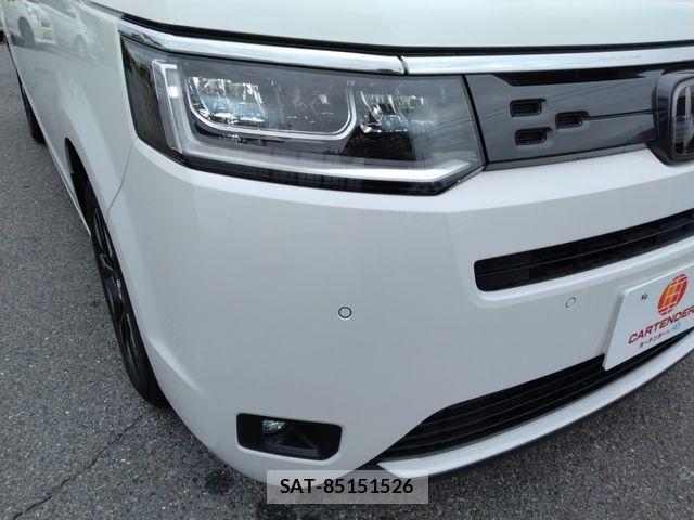 Honda e 2024-03 8317282-4