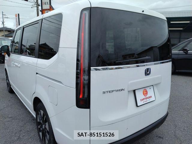 Honda e 2024-03 8317282-6