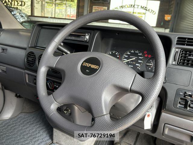 Honda e 1997-07 8337994-11