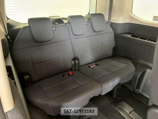 Honda e 2026-03 8337992-11