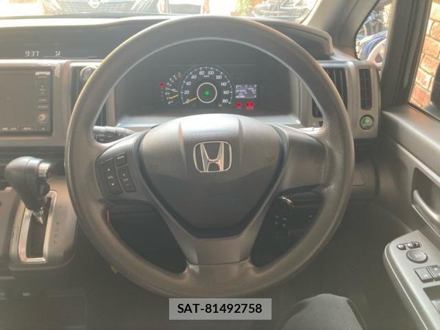 Honda e 2010-07 8337995-14