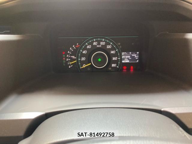 Honda e 2010-07 8337995-17