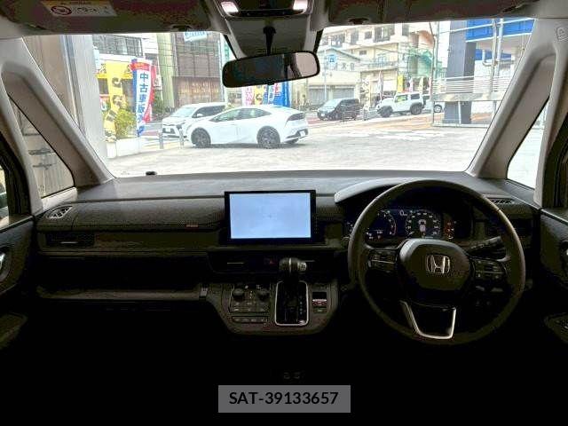 Honda e 2026-06 8337991-2