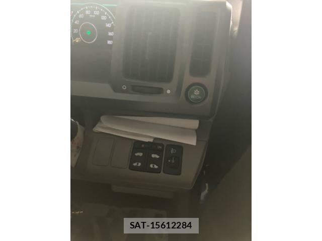 Honda e 2009-11 8355650-15