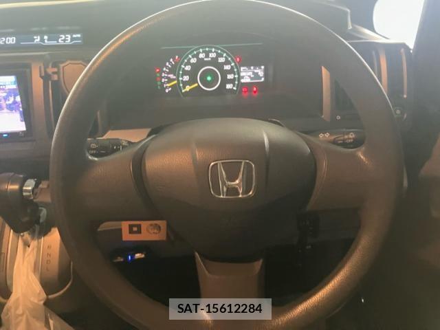 Honda e 2009-11 8355650-17