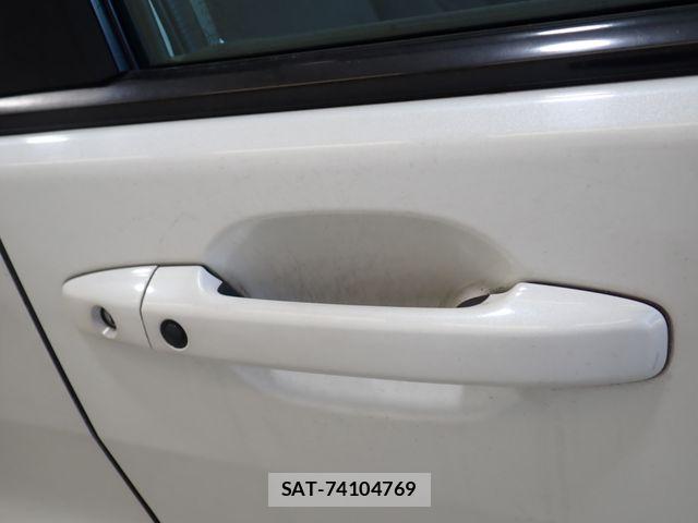 Honda e 2015-11 8355649-11
