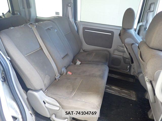 Honda e 2015-11 8355649-22