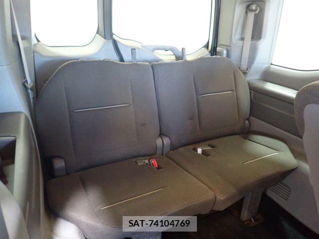 Honda e 2015-11 8355649-23