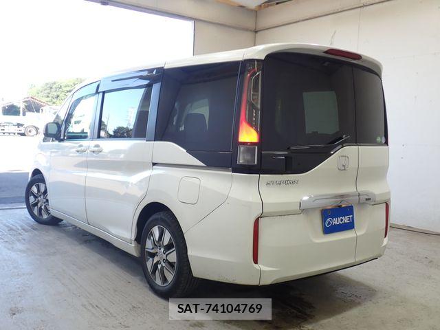 Honda e 2015-11 8355649-2