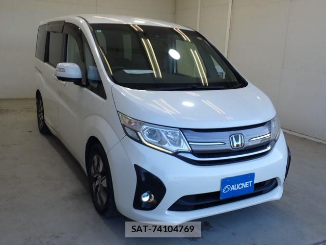 Honda e 2015-11 8355649-3