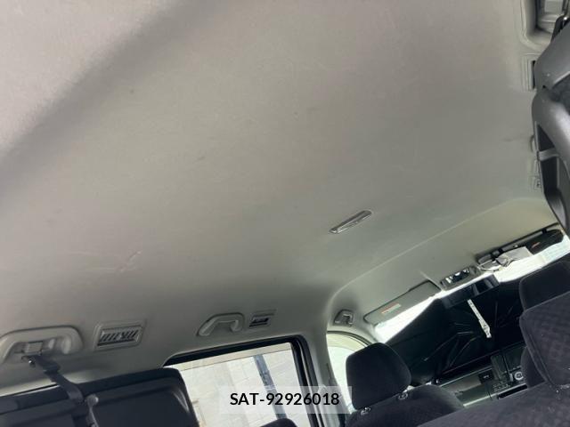 Honda e 2007-06 8355652-14