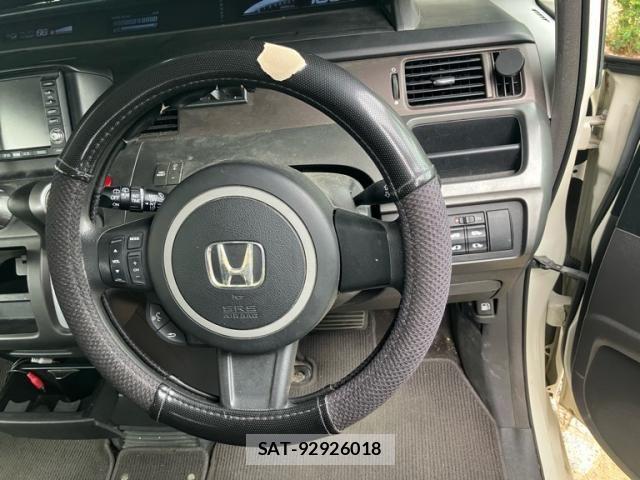 Honda e 2007-06 8355652-19