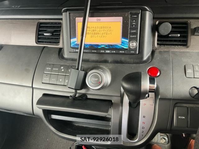 Honda e 2007-06 8355652-20