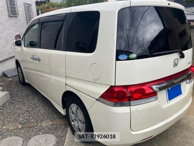 Honda e 2007-06 8355652-5