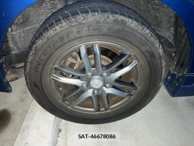 Honda e 2012-03 8368978-3