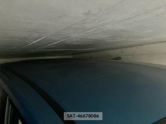 Honda e 2012-03 8368978-6