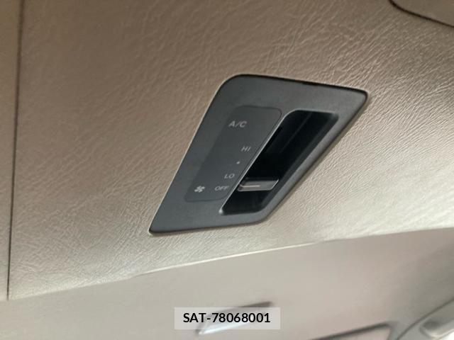 Honda e 1999-08 8368976-13