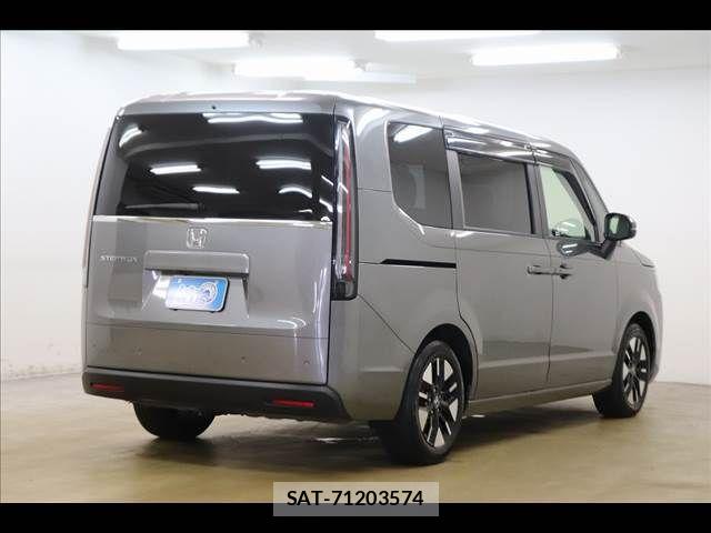 Honda e 2023-08 8368970-18