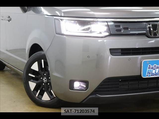 Honda e 2023-08 8368970-22