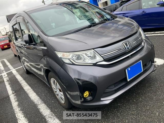 Honda e 2015-10 8368972-2