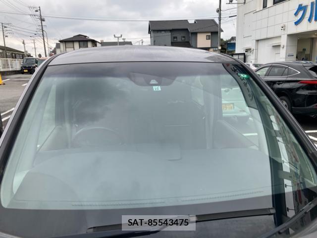 Honda e 2015-10 8368972-3