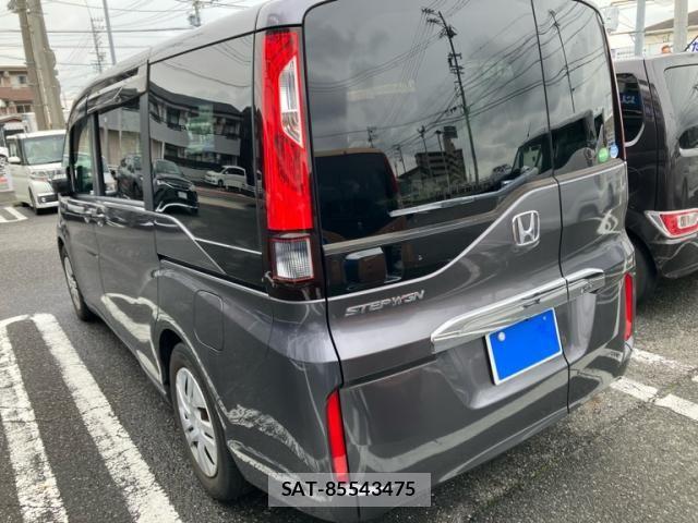 Honda e 2015-10 8368972-6