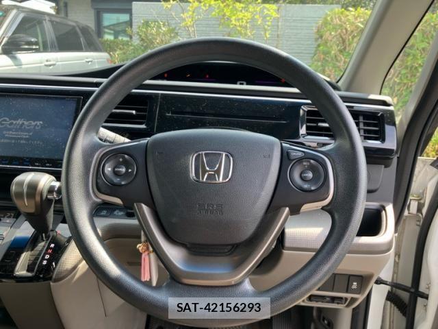 Honda e 2016-02 8368974-12