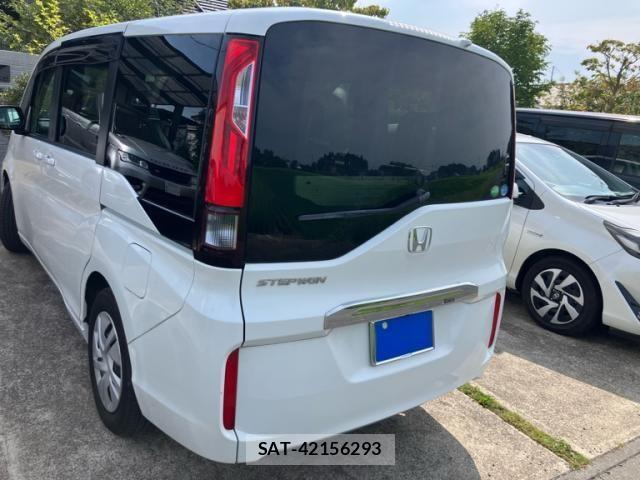 Honda e 2016-02 8368974-3