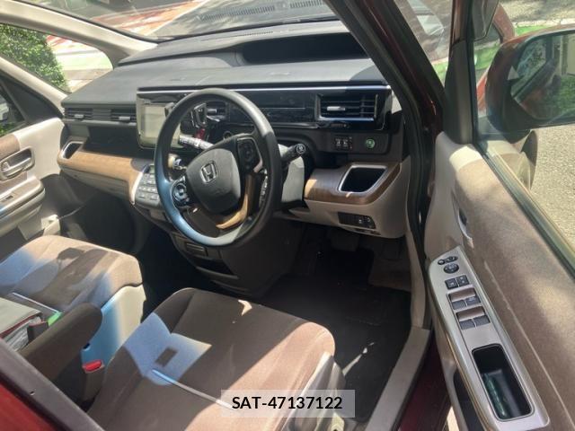 Honda e 2016-09 8368973-9
