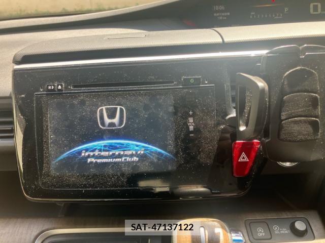 Honda e 2016-09 8368973-18