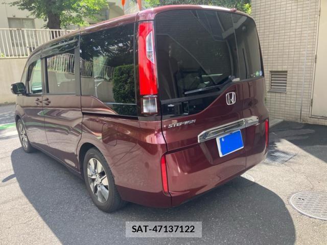 Honda e 2016-09 8368973-3