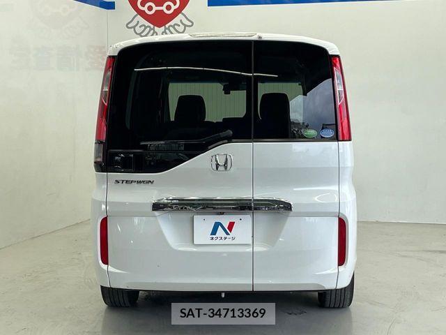 Honda e 2017-04 8368971-14