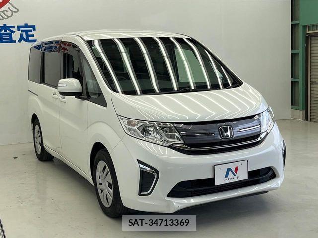 Honda e 2017-04 8368971-15