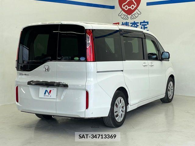 Honda e 2017-04 8368971-16