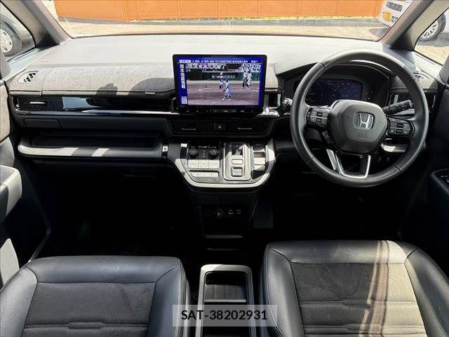Honda e 2022-10 8368968-1