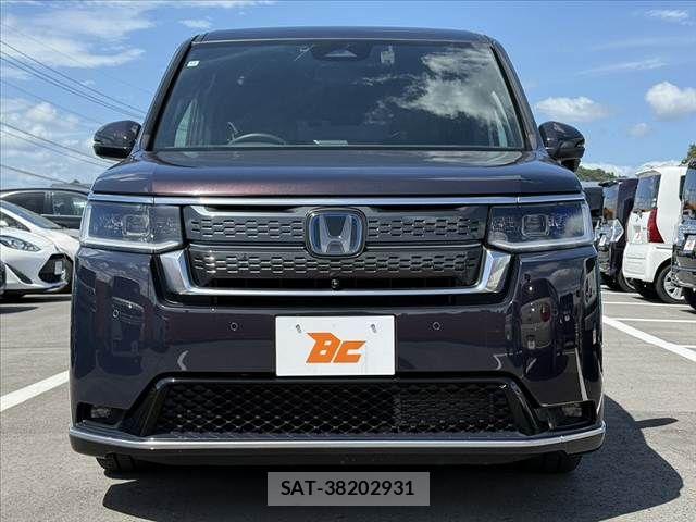 Honda e 2022-10 8368968-8
