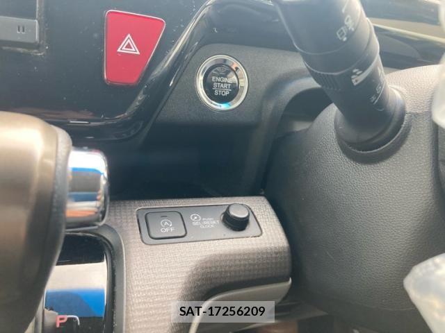 Honda e 2016-03 8368975-22
