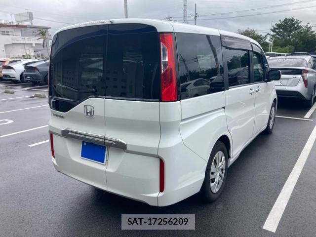 Honda e 2016-03 8368975-2